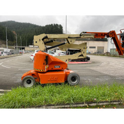 JLG E400 AJPn de 2006